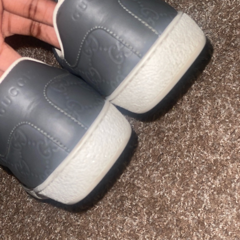 Gucci Unisex Gray Sneaker USED - Picture 7 of 10